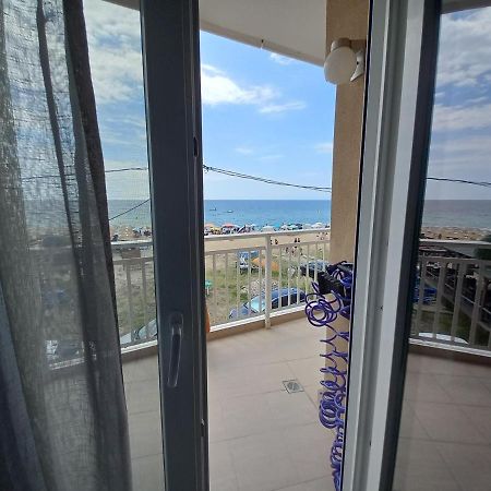 "Breeze" Front To The Sea - Hakidiki Villa Flogita Exterior photo
