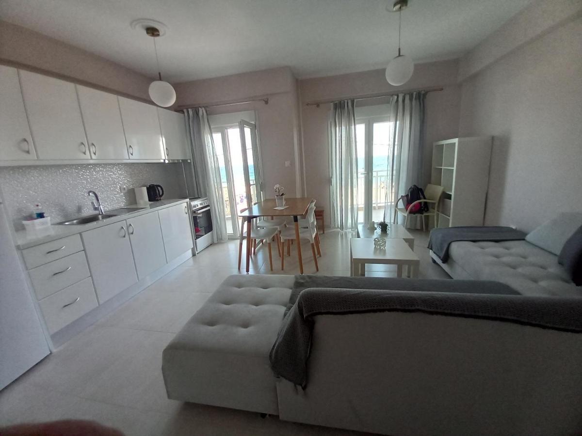 "Breeze" Front To The Sea - Hakidiki Villa Flogita Exterior photo
